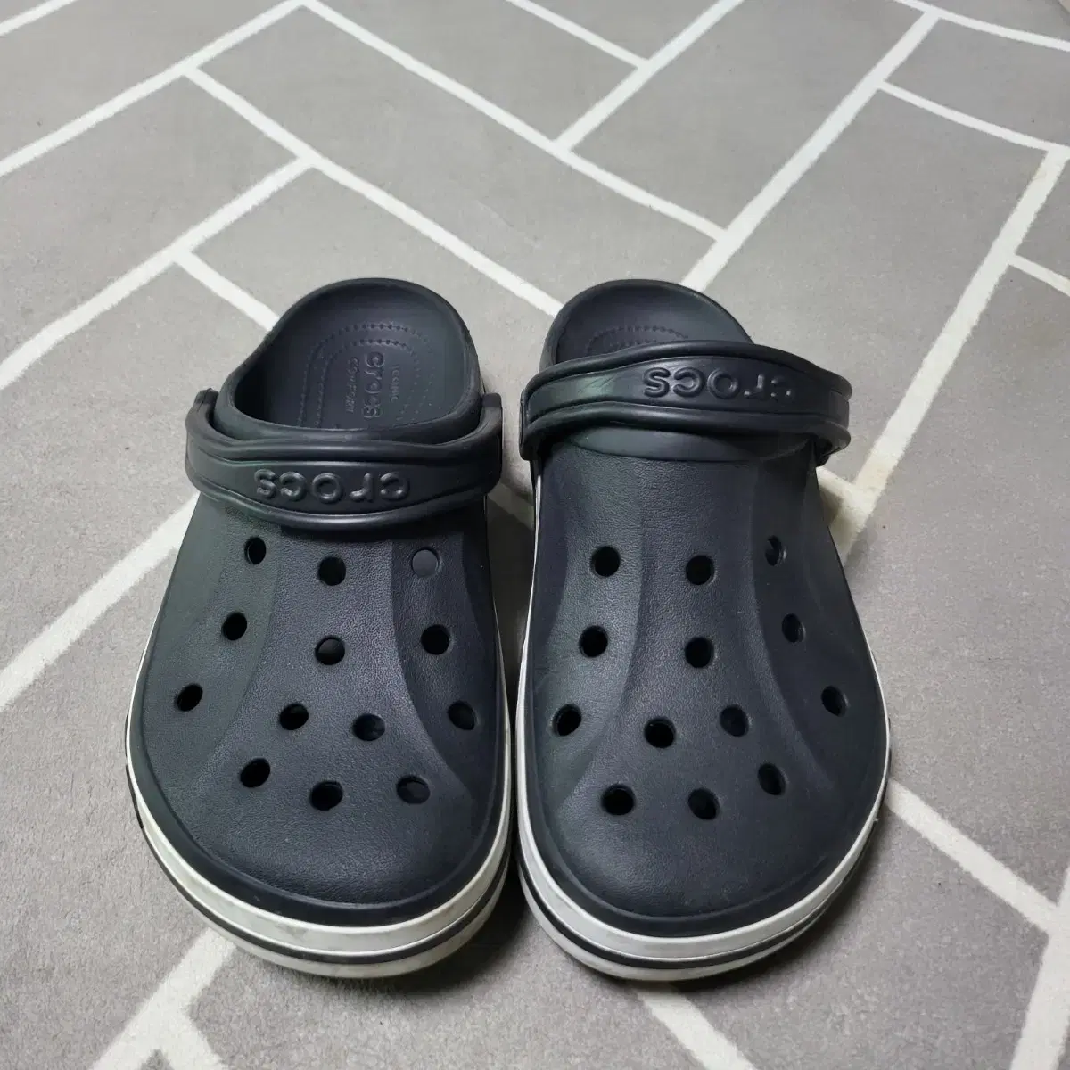 크록스 (CROCS)245